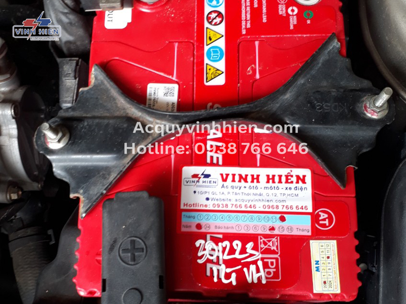 dau hieu nhan biet ac quy xe honda hr v can thay moi