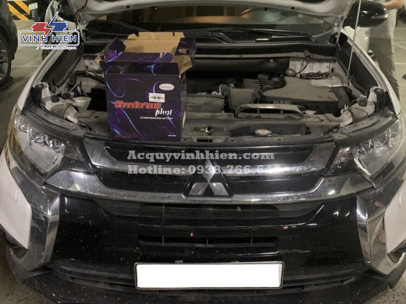 huong dan thay the ac quy mitsubishi outlander