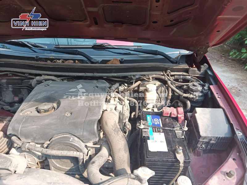 dac diem cua binh ac quy xe mitsubishi triton