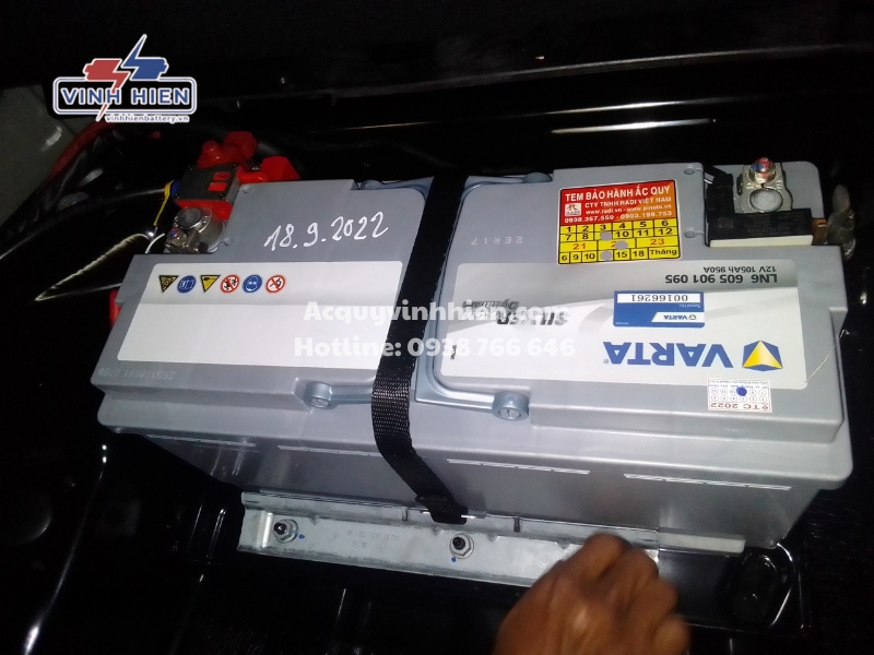 dong ac quy porsche cayman duoc ua chuong