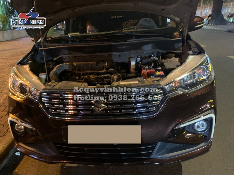 co the tu thay ac quy suzuki ertiga duoc khong