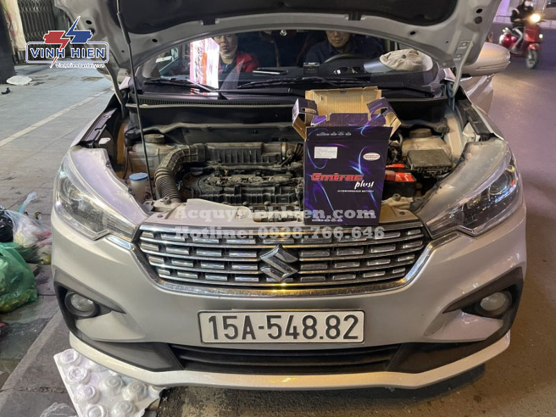 dau hieu cho thay ac quy suzuki ertiga dang gap su co